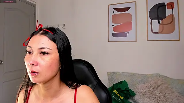 Alexia milf  online show from September 24, 2025, 11:28 am
