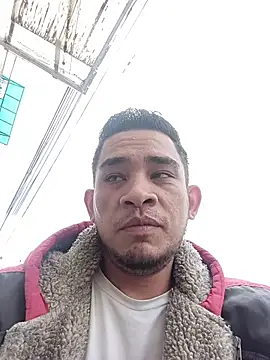 Andreshot911 online show from November 13, 2025, 6:45 pm