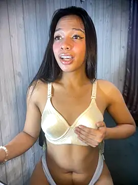 Snapshot of Lovely_Daugs chatting on November 17, 2025, 10:30 am Lovely Daugs online show from November 17, 2025, 10:30 am