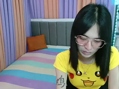 Snapshot of XxTsUncutAskaxX chatting on October 14, 2025, 5:46 pm XxTsUncutAskaxX online show from October 14, 2025, 5:46 pm