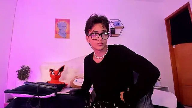 Snapshot of jin_luna chatting on October 4, 2025, 11:56 am jin luna online show from October 4, 2025, 11:56 am