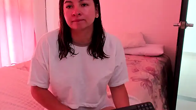 Snapshot of ADHARAMILLER__1111 chatting on March 1, 2026, 4:07 pm ADHARAMILLER 1111 online show from March 1, 2026, 4:07 pm