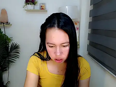 kimbratx online show from February 24, 2026, 10:21 pm