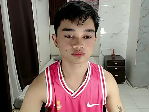 sexysam14 online show from February 2, 2026, 5:06 am