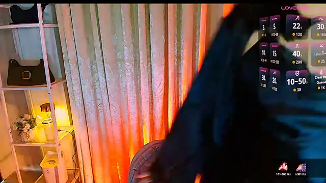 Snapshot of MS_VALERIA chatting on November 24, 2025, 6:13 am MS VALERIA online show from November 24, 2025, 6:13 am