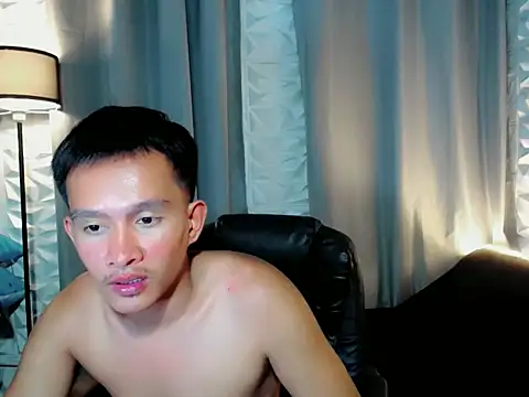 Snapshot of prince_elaijah chatting on March 21, 2026, 8:19 am prince elaijah online show from March 21, 2026, 8:19 am