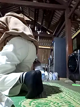 Snapshot of cincin_677 chatting on October 31, 2025, 7:49 am cincin 677 online show from October 31, 2025, 7:49 am