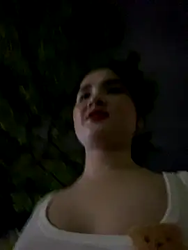 Okleotina online show from September 18, 2025, 2:31 pm