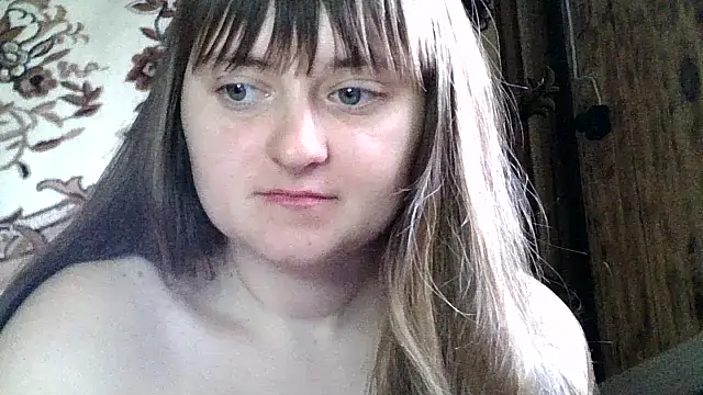 Snapshot of LuckyLust11 chatting on October 25, 2025, 12:17 pm LuckyLust11 online show from October 25, 2025, 12:17 pm