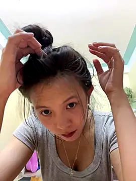 Snapshot of Aghenh chatting on September 20, 2025, 11:59 am Aghenh online show from September 20, 2025, 11:59 am