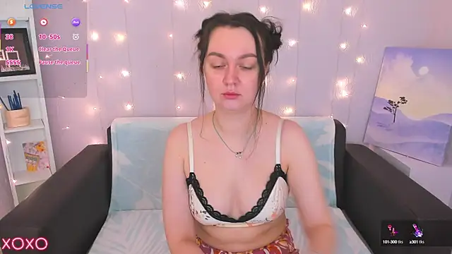 Miss Leghton online show from October 2, 2025, 1:42 am