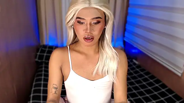 Snapshot of _tipsandchips chatting on October 13, 2025, 7:37 pm tipsandchips online show from October 13, 2025, 7:37 pm