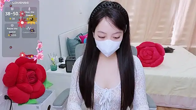 -MinaYoung- online show from November 21, 2025, 3:27 am