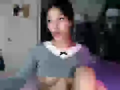 itsmekarinaaa online show from March 24, 2026, 1:44 pm