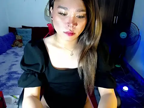 Snapshot of Urassiansweetcummer chatting on March 20, 2026, 9:38 pm Urassiansweetcummer online show from March 20, 2026, 9:38 pm