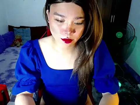 Snapshot of Urassiansweetcummer chatting on March 24, 2026, 3:28 am Urassiansweetcummer online show from March 24, 2026, 3:28 am