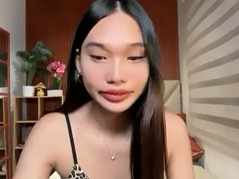 Snapshot of universal_slutt chatting on July 20, 2026, 11:18 pm universal slutt online show from July 20, 2026, 11:18 pm