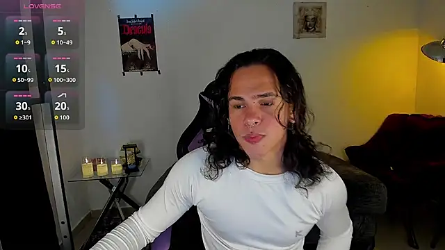 Maximiliano scoott   online show from November 18, 2025, 5:38 pm