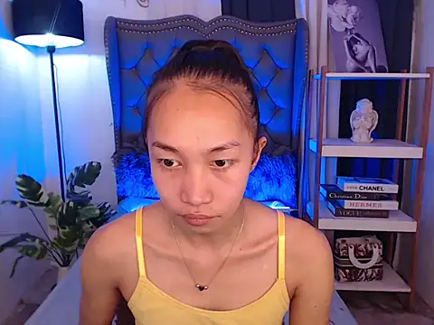 Snapshot of Sweet_kittyxx chatting on February 14, 2026, 3:29 am Sweet kittyxx online show from February 14, 2026, 3:29 am