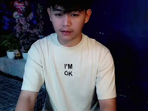 Snapshot of Albertx_Destroyer69 chatting on March 21, 2026, 2:13 am Albertx Destroyer69 online show from March 21, 2026, 2:13 am