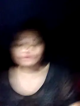 Snapshot of Phiphi135 chatting on April 3, 2026, 2:12 pm Phiphi135 online show from April 3, 2026, 2:12 pm