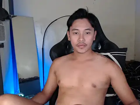 Snapshot of alexsuckable01 chatting on October 3, 2025, 5:31 am alexsuckable01 online show from October 3, 2025, 5:31 am