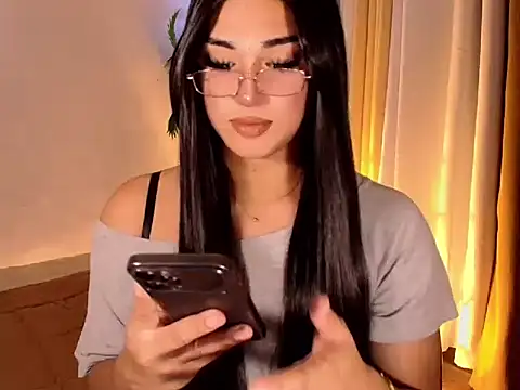 magnificent kitana online show from May 22, 2026, 2:37 pm
