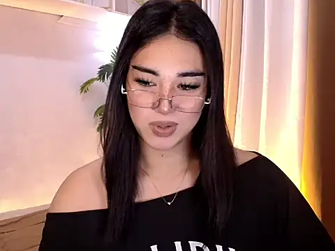 magnificent kitana online show from May 10, 2026, 9:38 pm