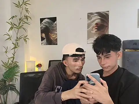 Snapshot of twink_pinoy chatting on June 25, 2026, 10:04 pm twink pinoy online show from June 25, 2026, 10:04 pm