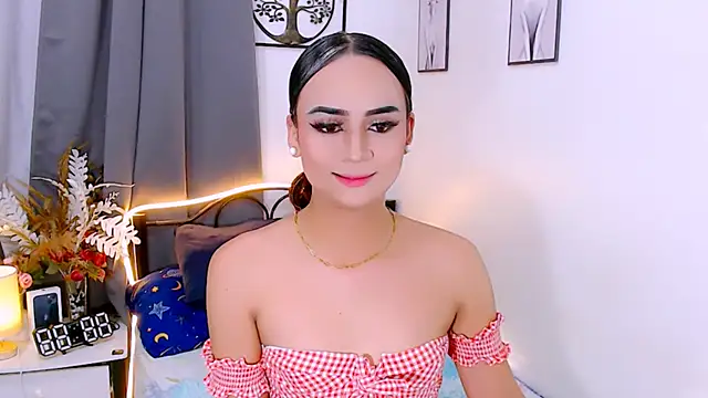 Snapshot of Zialustts chatting on November 24, 2025, 3:17 am Zialustts online show from November 24, 2025, 3:17 am