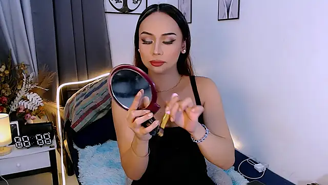 Snapshot of Zialustts chatting on October 9, 2025, 3:45 pm Zialustts online show from October 9, 2025, 3:45 pm