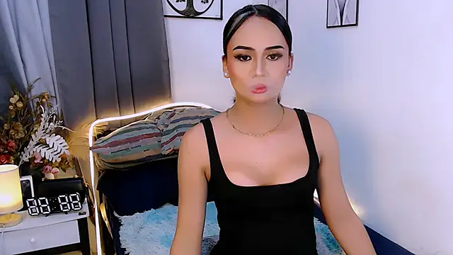 Snapshot of Zialustts chatting on October 10, 2025, 4:08 pm Zialustts online show from October 10, 2025, 4:08 pm