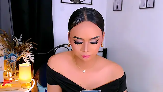 Zialustts online show from March 21, 2026, 8:19 am