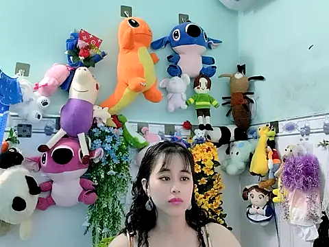 emgaixinhngoan online show from October 24, 2025, 5:17 am