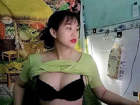 emgaixinhngoan online show from February 7, 2026, 5:48 am