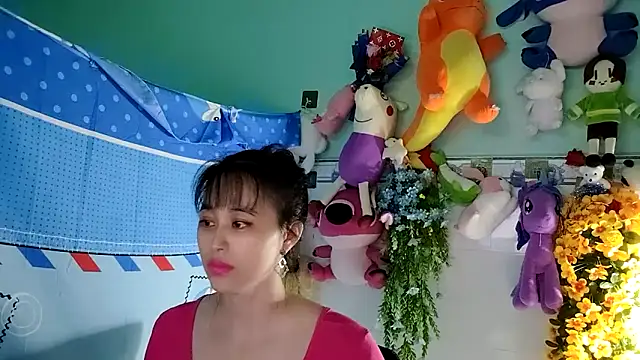 emgaixinhngoan online show from November 5, 2025, 5:38 pm