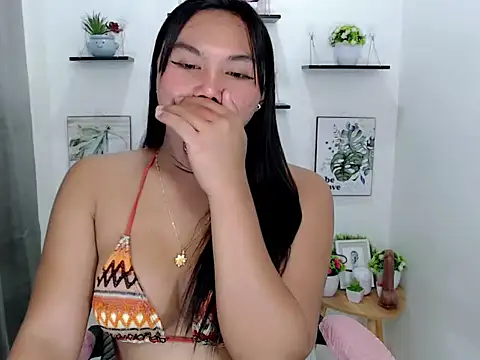 Snapshot of liane_mei chatting on April 9, 2026, 6:30 am liane mei online show from April 9, 2026, 6:30 am
