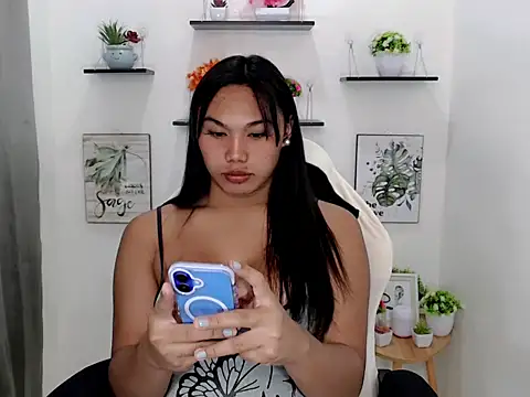 Snapshot of liane_mei chatting on March 28, 2026, 1:50 am liane mei online show from March 28, 2026, 1:50 am