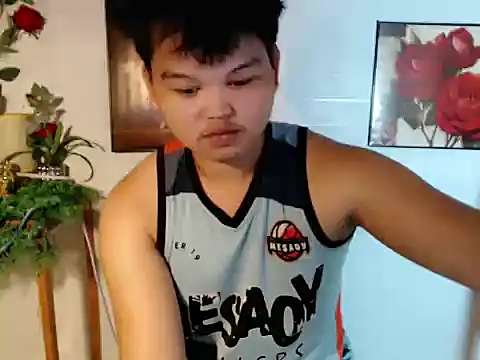 Reynelcock online show from July 25, 2026, 5:37 am