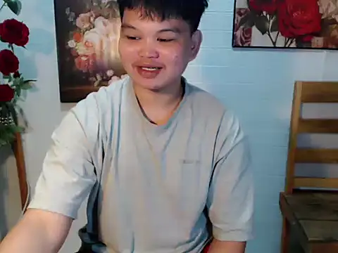 Reynelcock online show from June 23, 2026, 7:12 pm