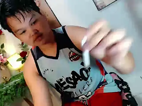 Reynelcock online show from July 23, 2026, 5:27 am