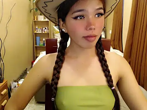 Snapshot of urswtasian_chesca chatting on May 26, 2026, 5:38 am urswtasian chesca online show from May 26, 2026, 5:38 am