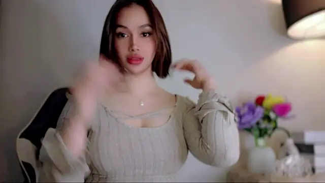 Snapshot of anna_lala7 chatting on June 15, 2026, 5:34 pm anna lala7 online show from June 15, 2026, 5:34 pm