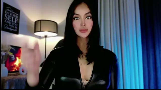 Snapshot of anna_lala7 chatting on October 22, 2025, 6:18 pm anna lala7 online show from October 22, 2025, 6:18 pm