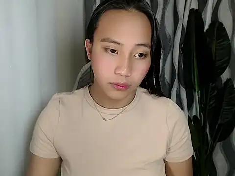 Snapshot of sweetiie_caren chatting on July 2, 2026, 3:34 am sweetiie caren online show from July 2, 2026, 3:34 am