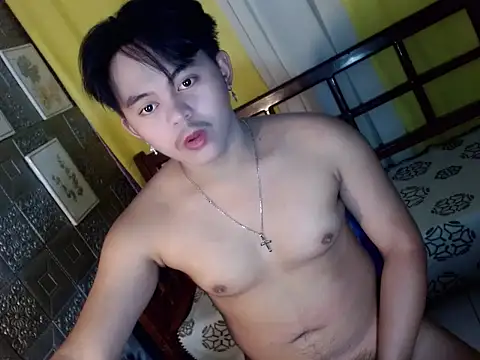 Snapshot of urguy_toshi chatting on June 10, 2026, 8:04 am urguy toshi online show from June 10, 2026, 8:04 am
