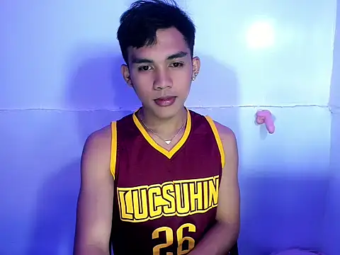 Snapshot of urhot_chany chatting on May 8, 2026, 7:23 am urhot chany online show from May 8, 2026, 7:23 am