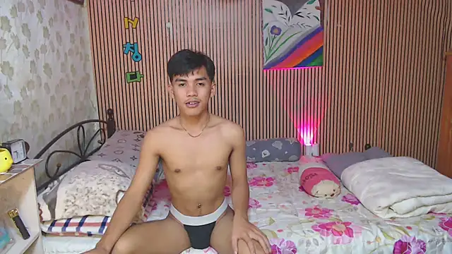 Snapshot of urhot_chany chatting on October 19, 2025, 6:32 pm urhot chany online show from October 19, 2025, 6:32 pm