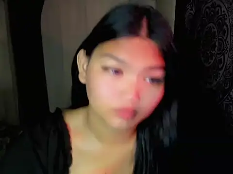 Snapshot of Lou_heart chatting on July 20, 2026, 1:46 am Lou heart online show from July 20, 2026, 1:46 am