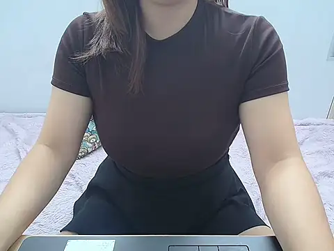 Amiee Showhottie online show from September 26, 2025, 1:01 am